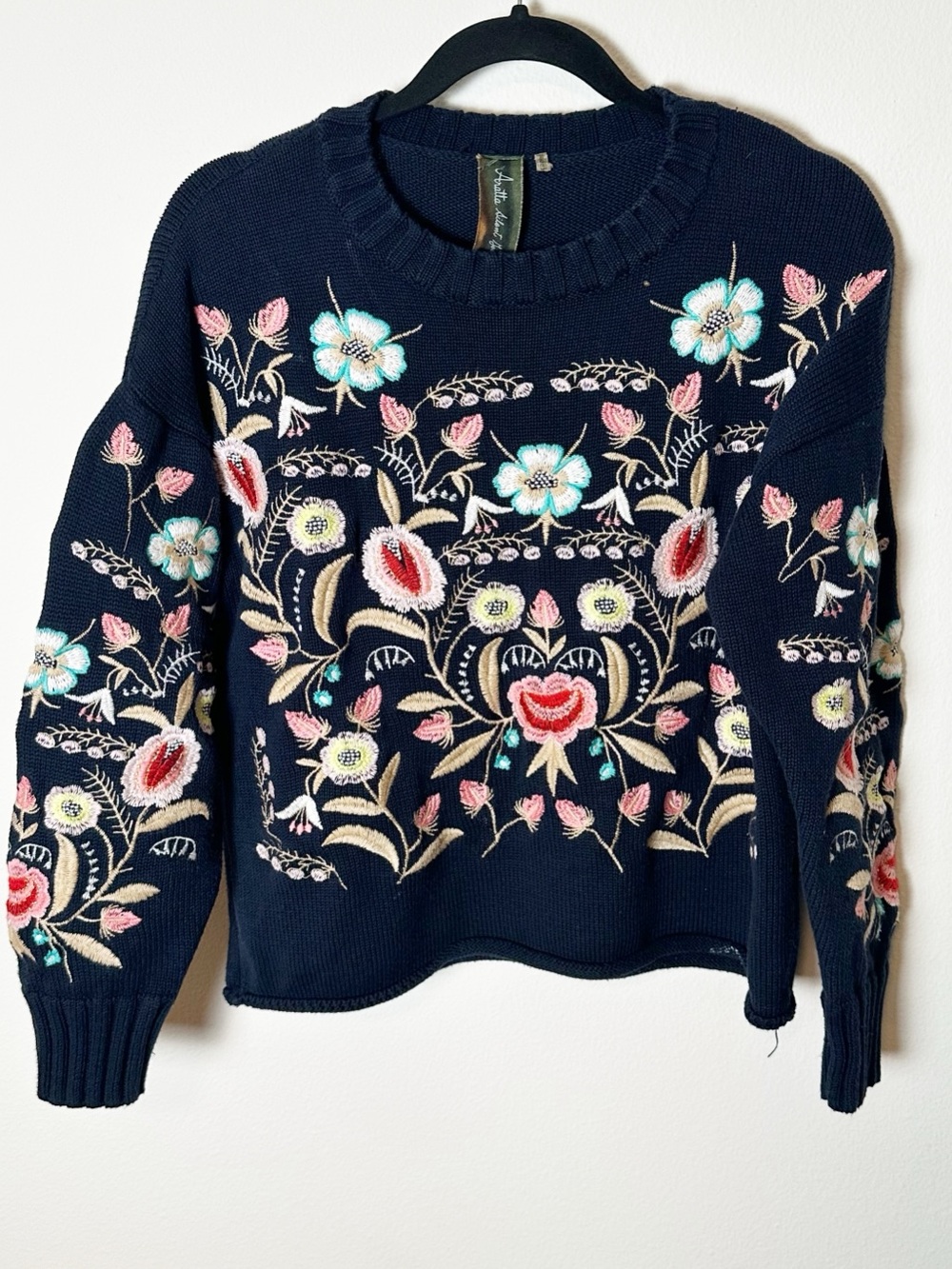 Aratta Silent Journey Embroidered Floral Crewneck Sweater Navy Blue Small - Picture 2 of 9